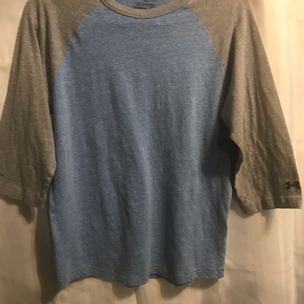 Mens Under Armour Heatgear Shirt. Size M.